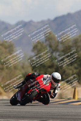 media/Oct-13-2025-Moto Forza (Mon) [[a66d839500]]/2-A Group/Session 4 Turn 7/